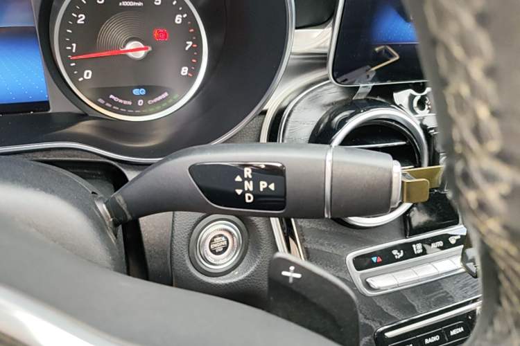 Used Mercedes-Benz C-Class 2019 C 260 L Sport Edition Gear Lever