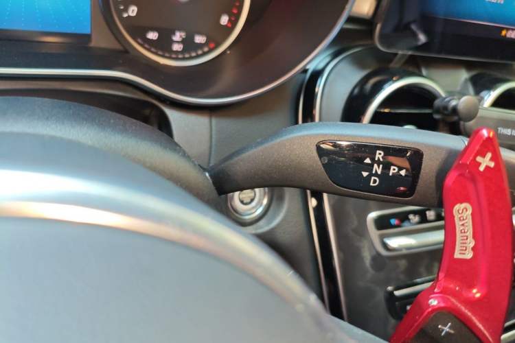 Used Mercedes-Benz C-Class 2019 C 180 L Fashion Edition Sport Version Gear Lever