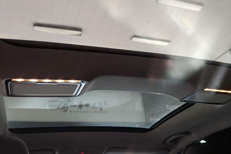 Used Mercedes-Benz C-Class 2019 C 260 L Sport Edition Headliner