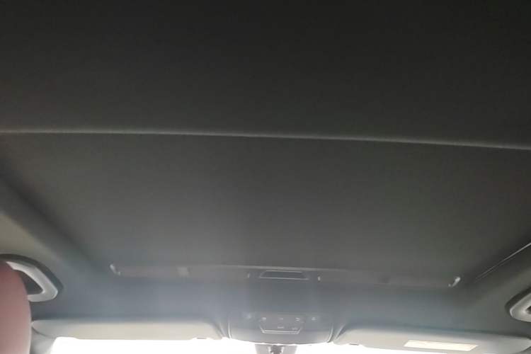 Used Mercedes-Benz C-Class 2019 C 260 Sport Edition Headliner