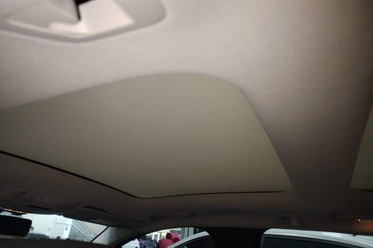 Used Mercedes-Benz C-Class 2019 C 260 Estate Headliner
