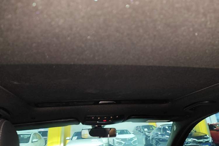 Used Mercedes-Benz C-Class 2019 C 260 Sport Edition Headliner