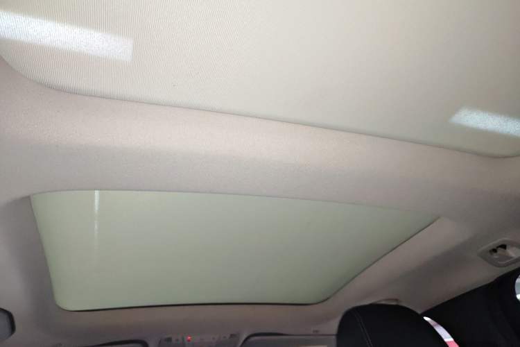 Used Mercedes-Benz C-Class 2019 C 260 Estate Headliner