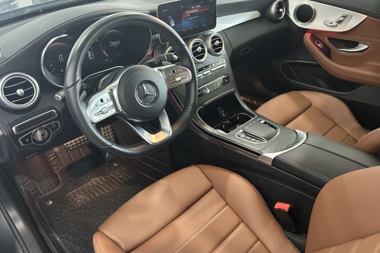 Used Mercedes-Benz C-Class 2019 C 260 Coupe Interior 1