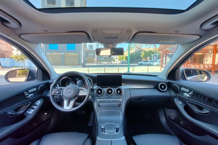 Used Mercedes-Benz C-Class 2019 C 260 L Sport Edition Interior 1