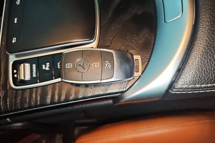 Used Mercedes-Benz C-Class 2019 C 260 Coupe Interior 1