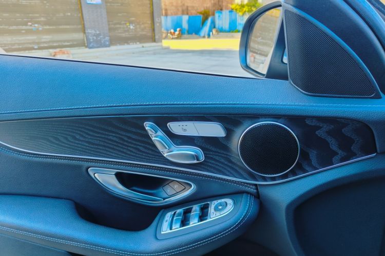 Used Mercedes-Benz C-Class 2019 C 260 L Sport Edition Interior 10