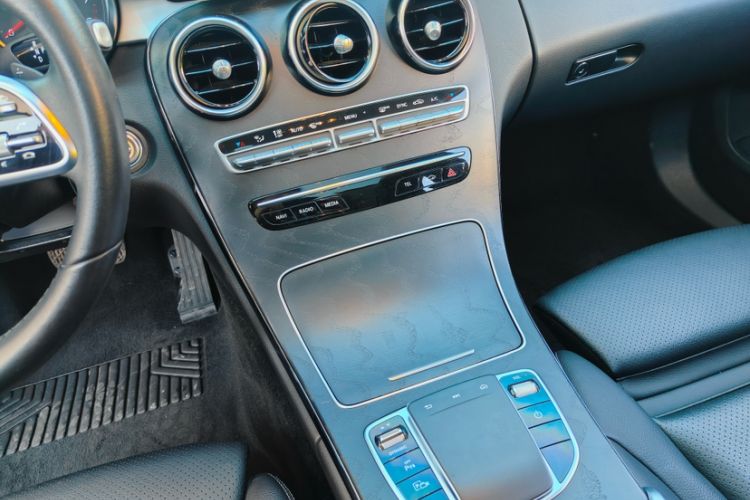 Used Mercedes-Benz C-Class 2019 C 260 L Sport Edition Interior 3