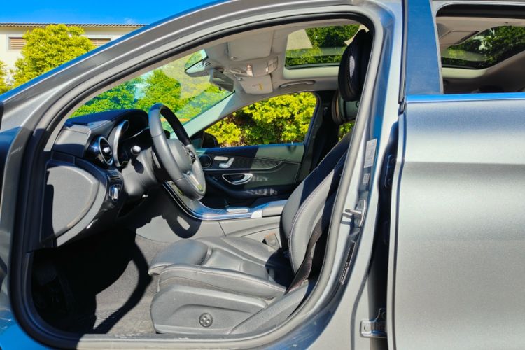 Used Mercedes-Benz C-Class 2019 C 260 L Sport Edition Interior 5
