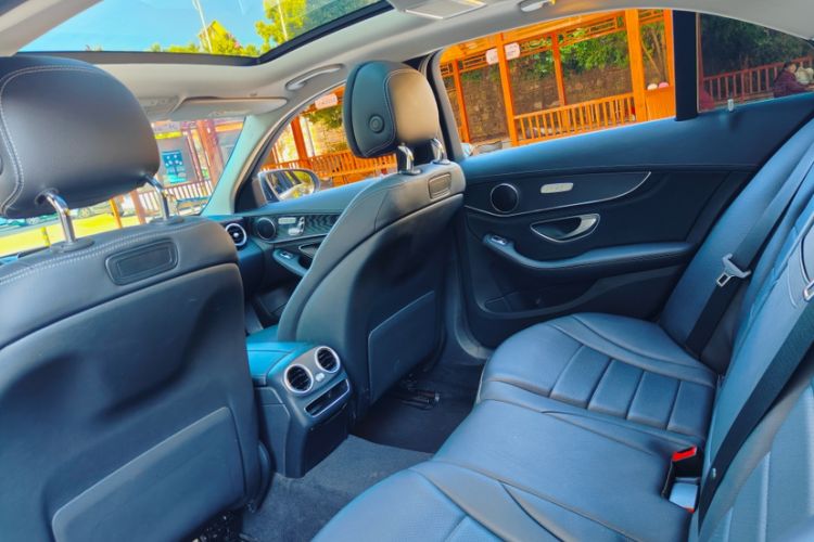 Used Mercedes-Benz C-Class 2019 C 260 L Sport Edition Interior 6