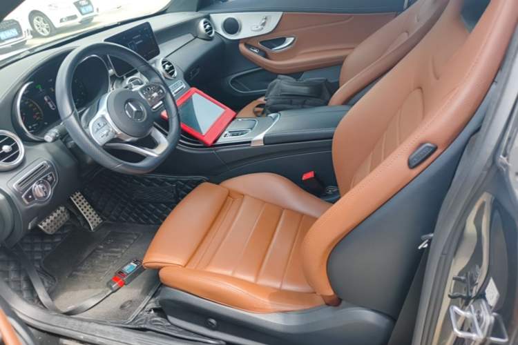 Used Mercedes-Benz C-Class 2019 C 260 4MATIC Coupe Left Front Seat
