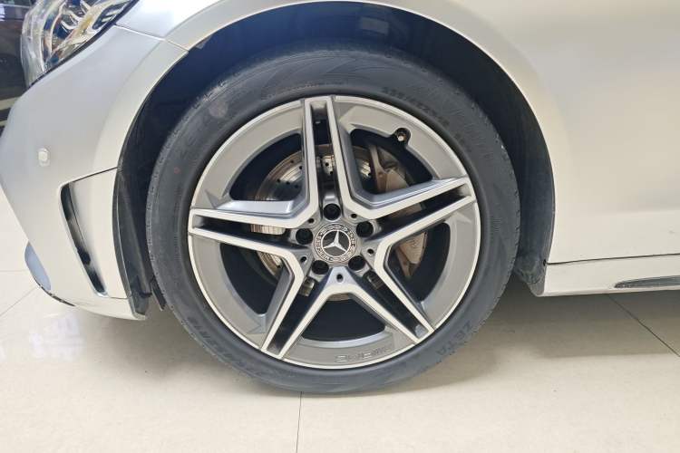 Used Mercedes-Benz C-Class 2019 C 260 Estate Left Front Wheel Hub