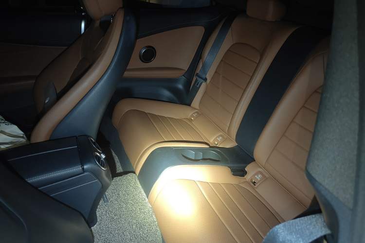 Used Mercedes-Benz C-Class 2019 C 260 Coupe Left Rear Seat