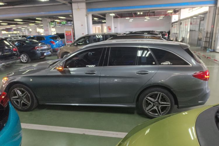 Used Mercedes-Benz C-Class 2019 C 260 Estate Left Side