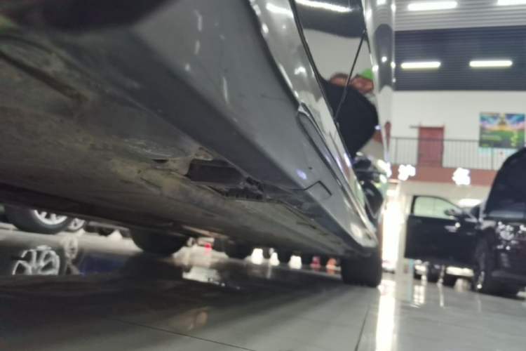 Used Mercedes-Benz C-Class 2019 C 260 Coupe Left Side Sill