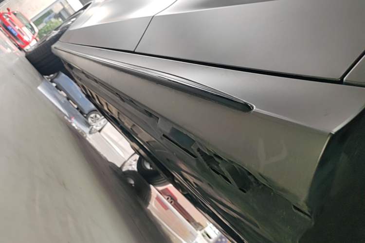 Used Mercedes-Benz C-Class 2019 C 260 Sport Edition Left Side Sill