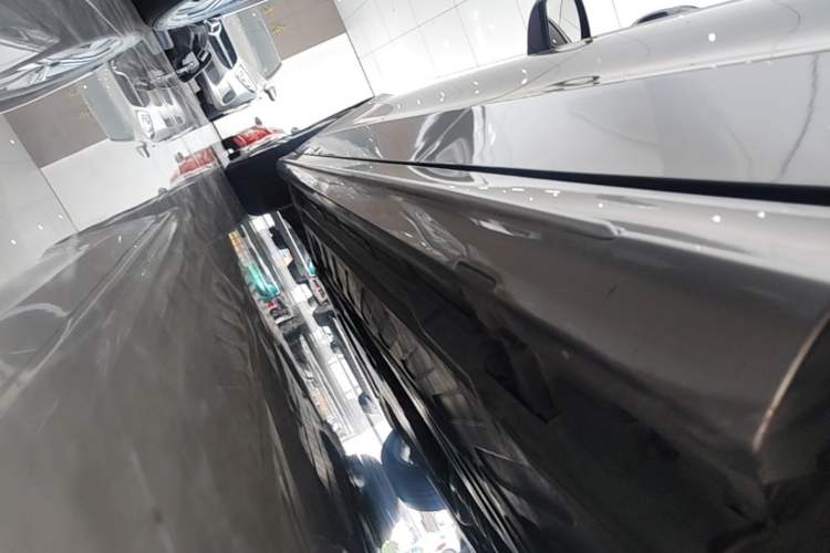 Used Mercedes-Benz C-Class 2019 Restyled C 260 L Sport Edition Left Side Sill