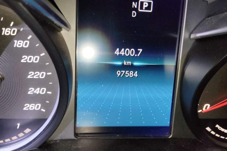 Used Mercedes-Benz C-Class 2019 C 260 Sport Edition Odometer Close Up