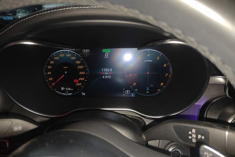 Used Mercedes-Benz C-Class 2019 C 260 Coupe Odometer Close Up