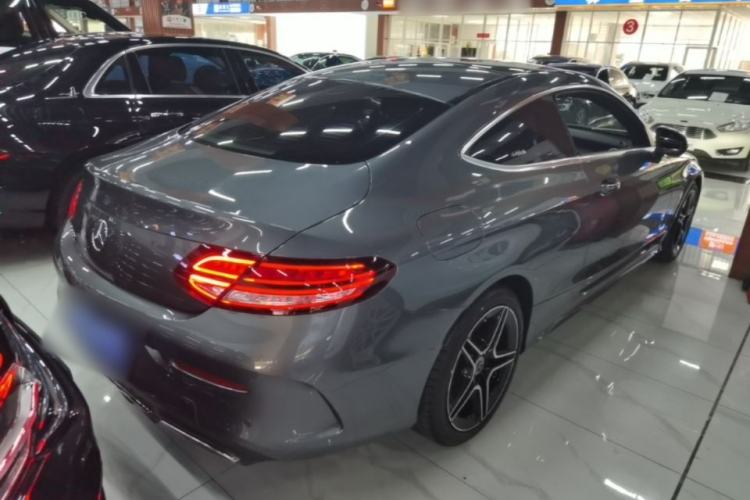 Used Mercedes-Benz C-Class 2019 C 260 Coupe Rear Right 45 Deg