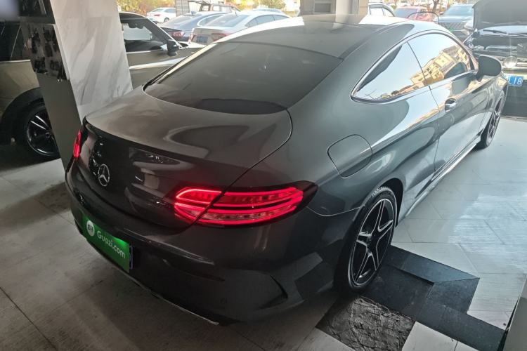 Used Mercedes-Benz C-Class 2019 C 260 Coupe Rear Right 45 Deg