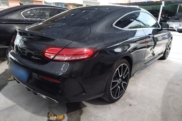 Used Mercedes-Benz C-Class 2019 C 260 4MATIC Coupe Rear Right 45 Deg