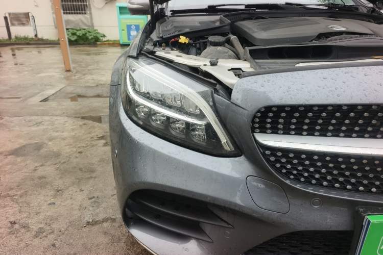 Used Mercedes-Benz C-Class 2019 Restyled C 260 L Sport Edition Right Front Headlight