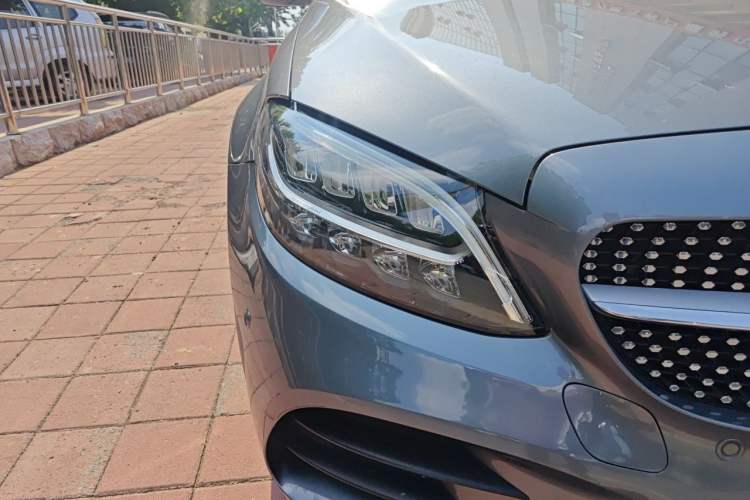 Used Mercedes-Benz C-Class 2019 C 180 L Fashion Edition Sport Version Right Front Headlight