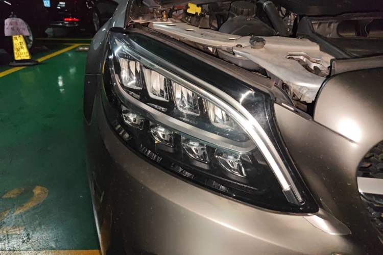Used Mercedes-Benz C-Class 2019 C 260 Coupe Right Front Headlight
