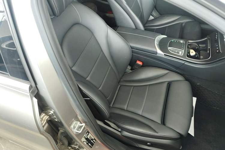 Used Mercedes-Benz C-Class 2019 Restyled C 260 L Sport Edition Right Front Seat