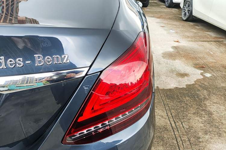 Used Mercedes-Benz C-Class 2019 C 260 L Sport Edition Right Rear Taillight