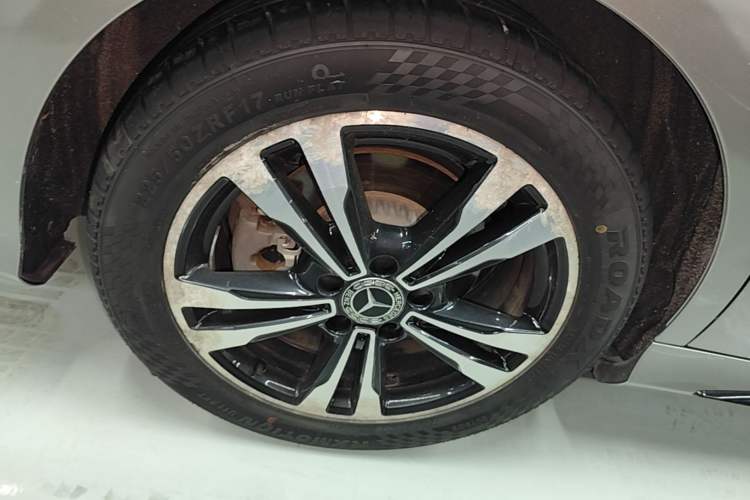 Used Mercedes-Benz C-Class 2019 C 260 Sport Edition Right Rear Wheel Hub