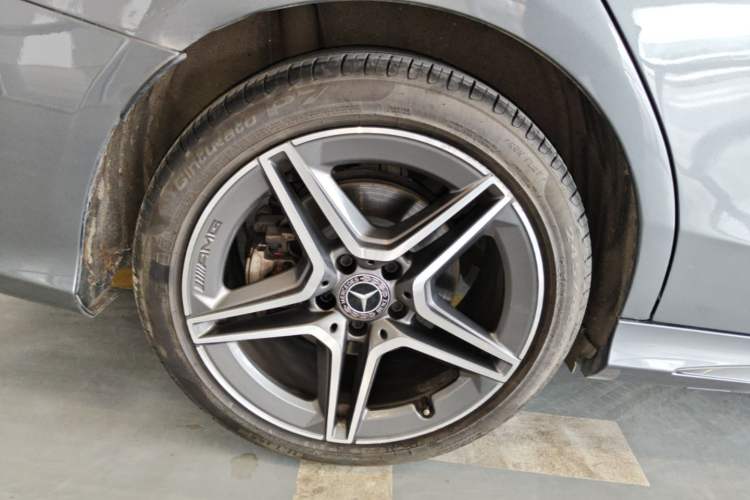 Used Mercedes-Benz C-Class 2019 C 260 Estate Right Rear Wheel Hub