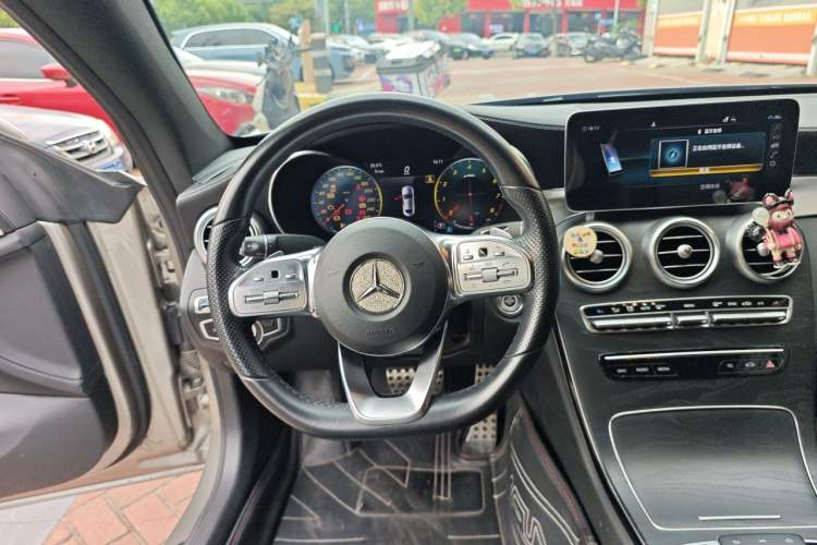 Used Mercedes-Benz C-Class 2019 C 260 Coupe Steering Wheel