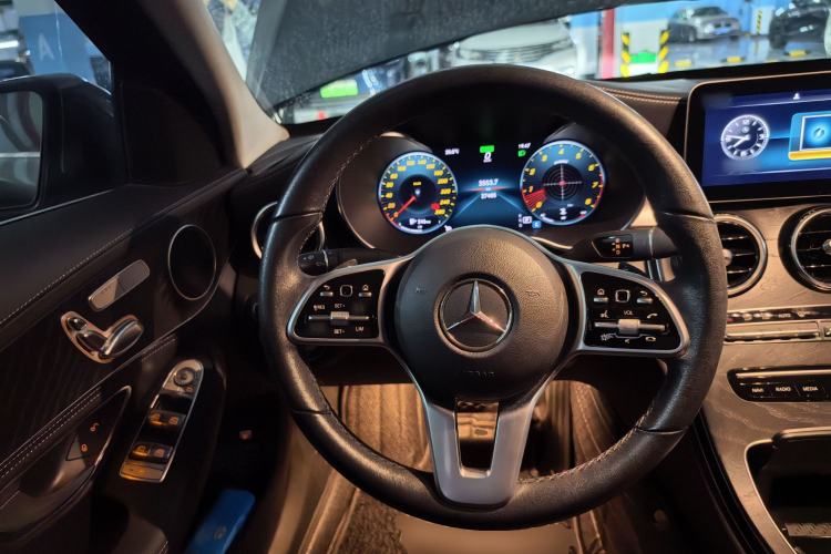 Used Mercedes-Benz C-Class 2019 Restyled C 260 L Sport Edition Steering Wheel