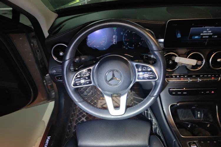 Used Mercedes-Benz C-Class 2019 Restyled C 260 L Sport Edition Steering Wheel