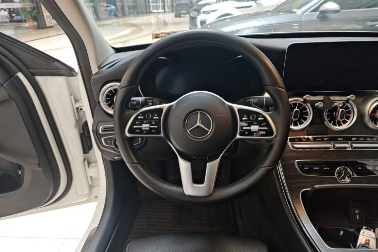 Used Mercedes-Benz C-Class 2019 C 260 Estate Steering Wheel