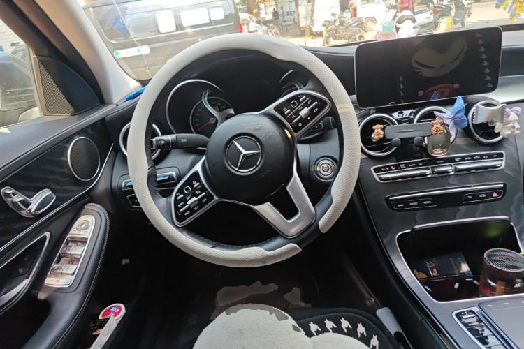 Used Mercedes-Benz C-Class 2019 C 180 L Fashion Edition Sport Version Steering Wheel
