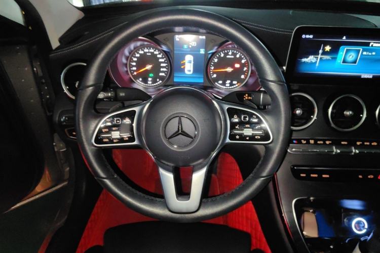 Used Mercedes-Benz C-Class 2019 C 180 L Fashion Edition Sport Version Steering Wheel