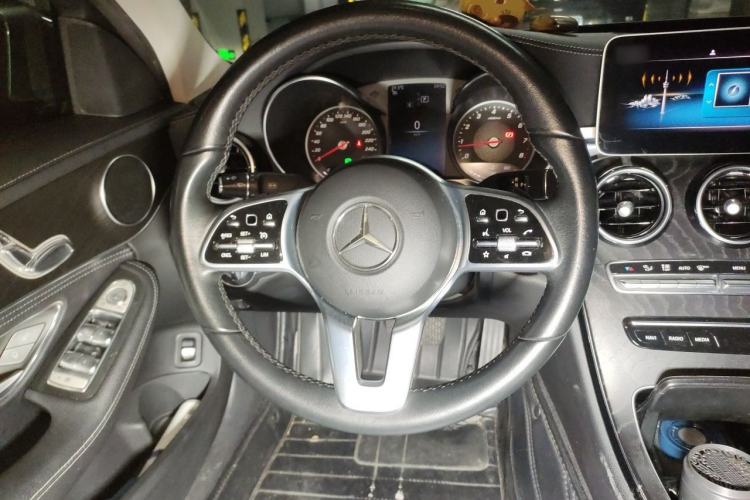 Used Mercedes-Benz C-Class 2019 C 180 L Fashion Edition Sport Version Steering Wheel