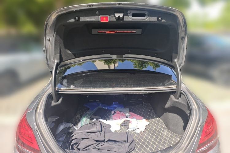 Used Mercedes-Benz C-Class 2019 Restyled C 260 L Sport Edition Trunk