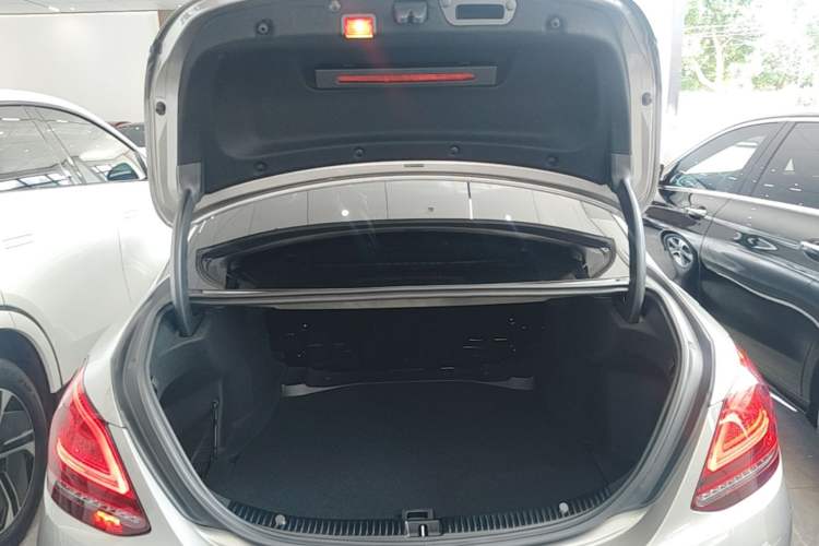 Used Mercedes-Benz C-Class 2019 Restyled C 260 L Sport Edition Trunk