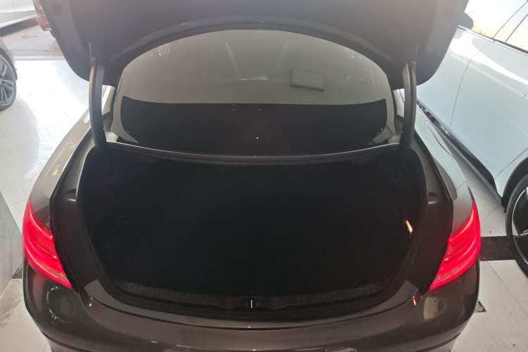 Used Mercedes-Benz C-Class 2019 C 260 Coupe Trunk
