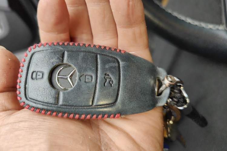 Used Mercedes-Benz C-Class 2019 Restyled C 260 L Sport Edition Vehicle Key