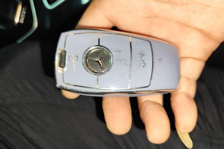 Used Mercedes-Benz C-Class 2019 C 260 Sport Edition Vehicle Key