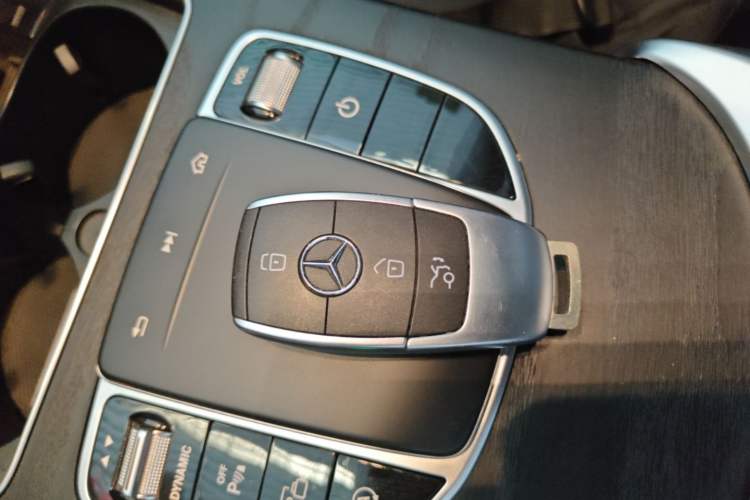 Used Mercedes-Benz C-Class 2019 C 260 Estate Vehicle Key