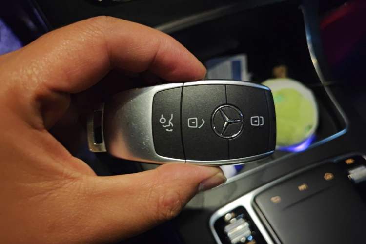 Used Mercedes-Benz C-Class 2019 C 260 Coupe Vehicle Key