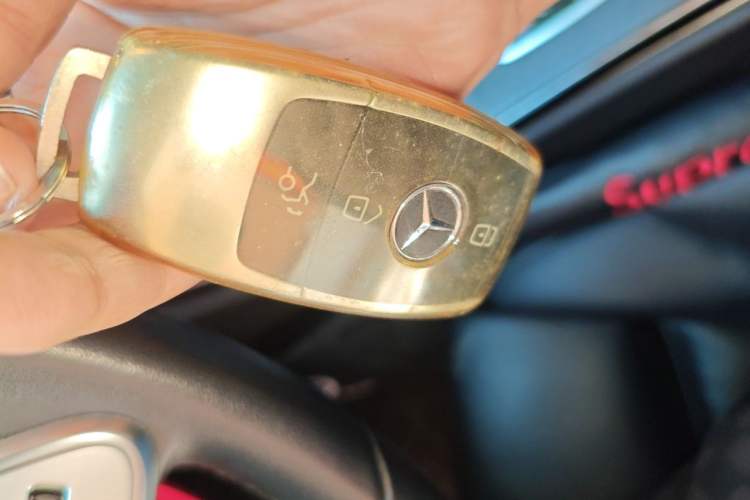 Used Mercedes-Benz C-Class 2019 C 180 L Fashion Edition Sport Version Vehicle Key