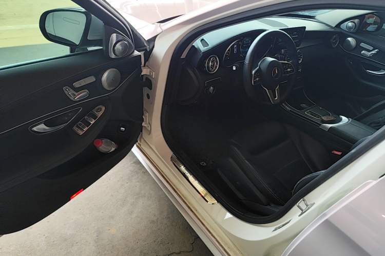 Used Mercedes-Benz C-Class 2019 C 260 L Sport Edition Driver Seat