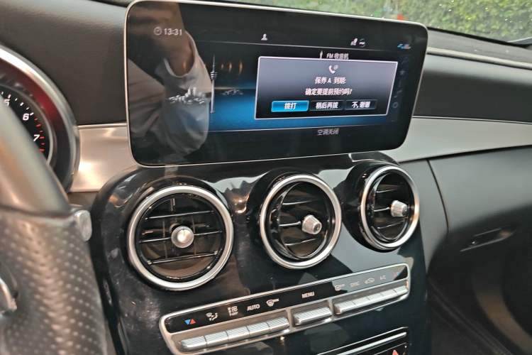 Used Mercedes-Benz C-Class 2019 C 260 Sport Edition Audio And AC Panel